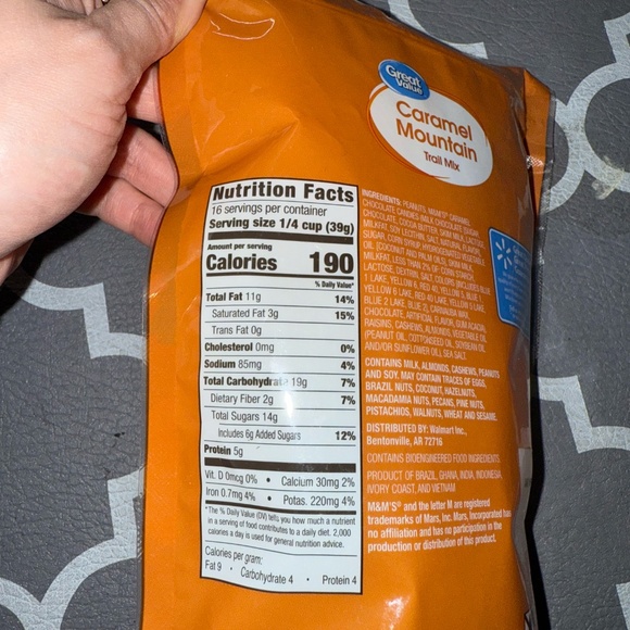 Great Value Caramel Mountain Trail Mix – 22 oz (624g) – Sealed & Fresh - Picture 3 of 4